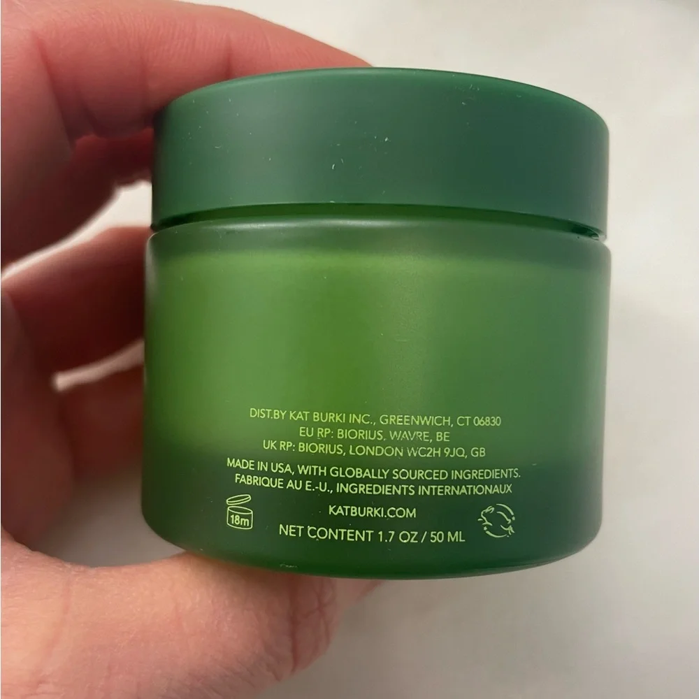 Kat Burki, Vitamin C Face Cream 1.7oz.
New in box. - Picture 4 of 4